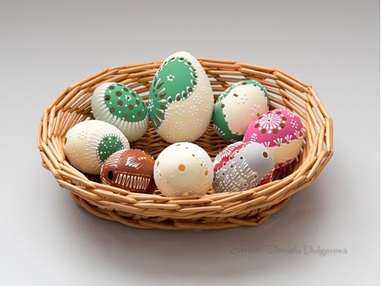 Kraslice vŕtané, madeira