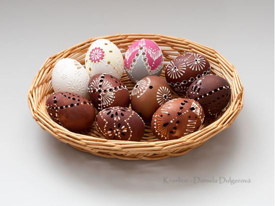 Slepačie kraslice vŕtané, madeira