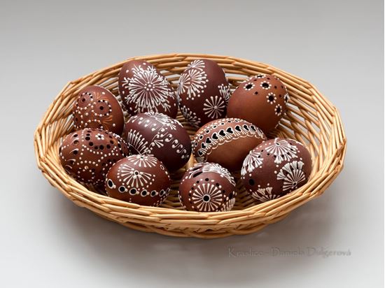 Slepačie kraslice vŕtané, madeira